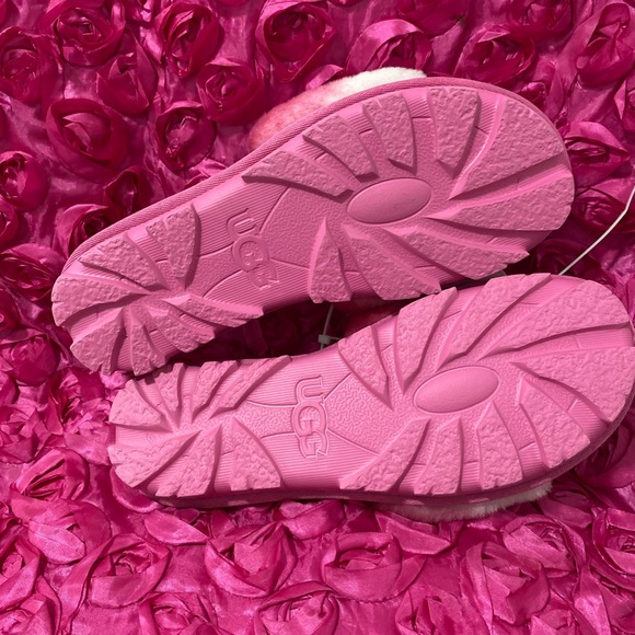 UGG Cozette Fur Slides - Picture 7 of 9